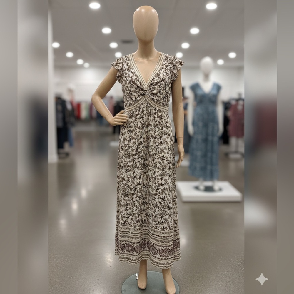 Nostalgia Black and Cream Floral Maxi Dress